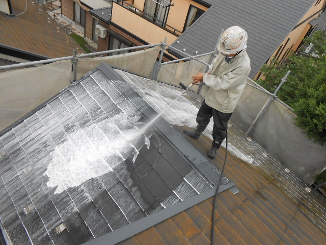 足場組み・洗浄・下地処理